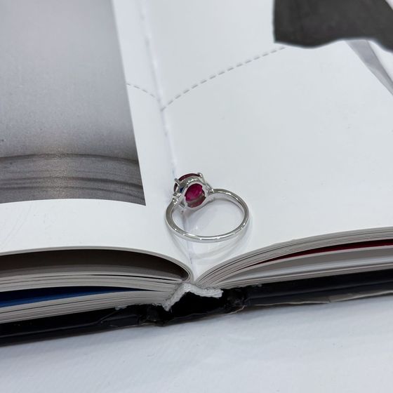 Серебряное кольцо с рубином