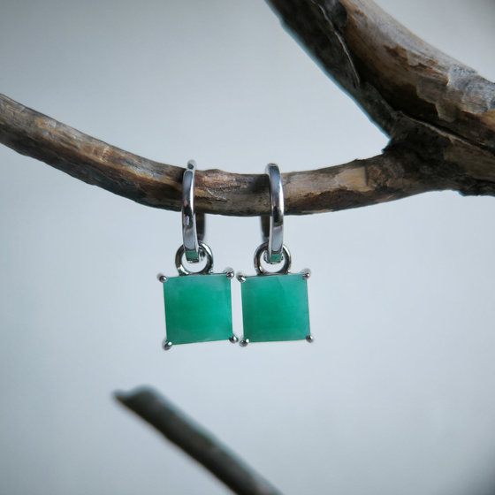 Серебряные серьги с изумрудом 4.217ct