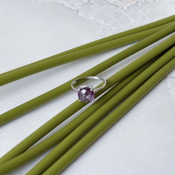 Silver ring with alexandrite