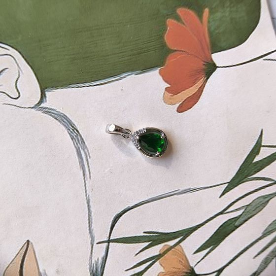Срібна підвіска зі смарагдом nano 0.605ct