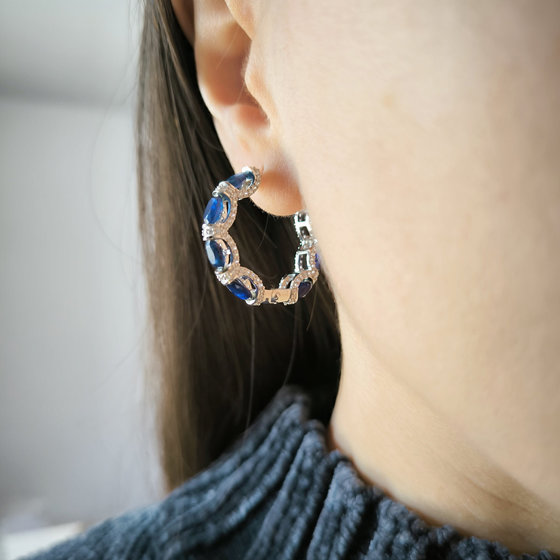 Серебряные серьги с сапфиром 12.763ct, фианитами