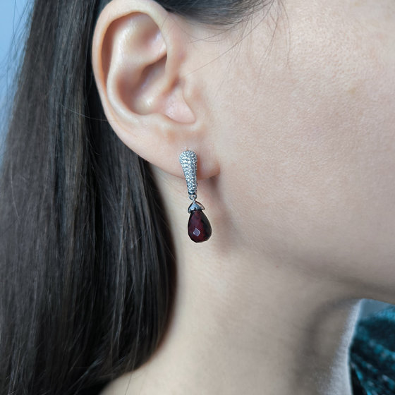 Серебряные серьги с гранатом 11.003ct