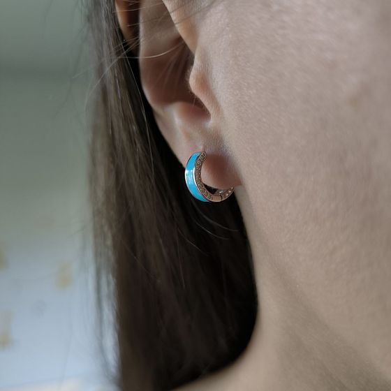 Срібні сережки з фіанітами, емаллю