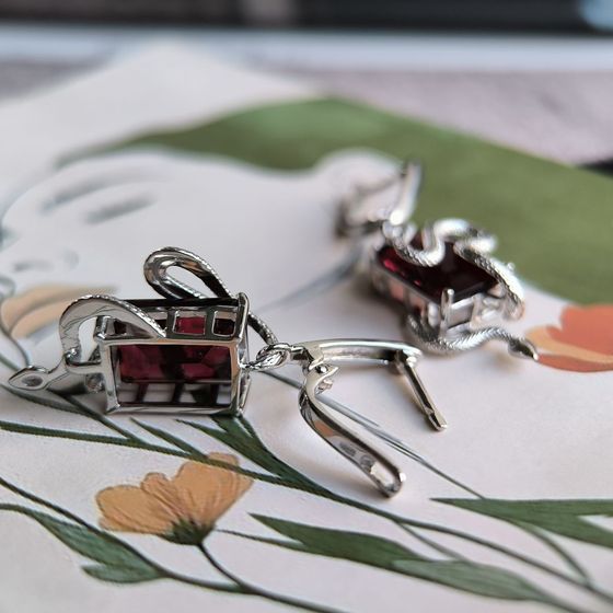 Серебряные серьги с гранатом 11.417ct