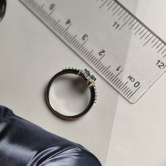 Серебряное кольцо с мистик топазом 0.75ct