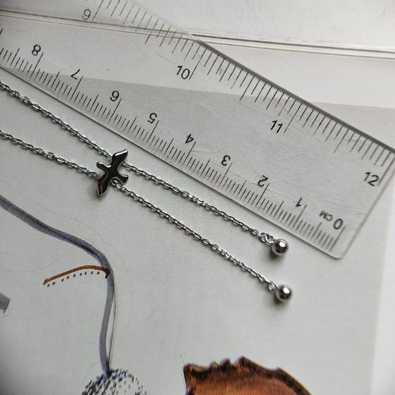 Silver necklace without stones
