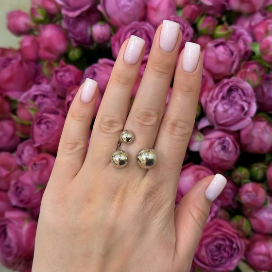 Silver ring without stones