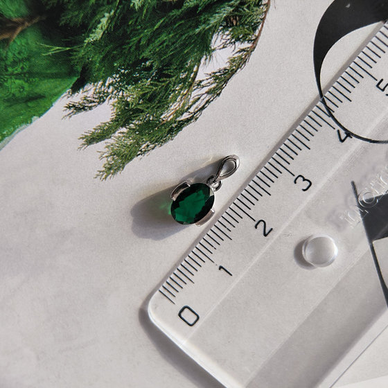 Silver pendant with emerald nano 0.933ct