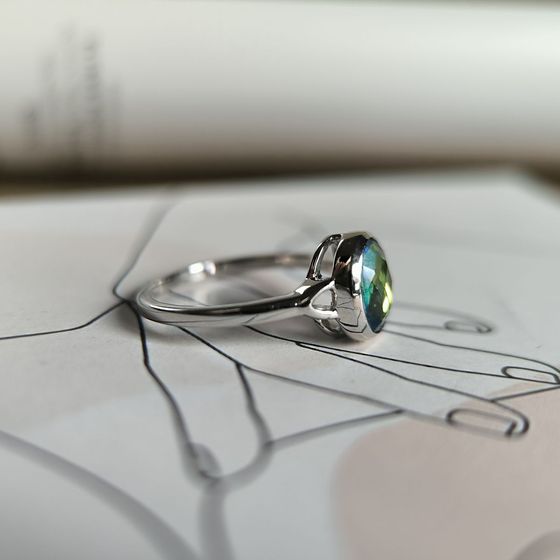 Silver ring with mystic topaz 0.85ct
