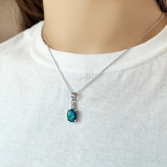 Серебряная подвеска с опалом