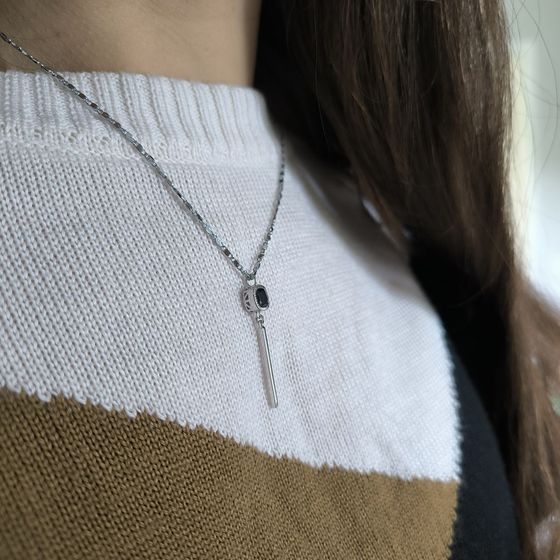 Silver pendant with sapphire nano 0.93ct