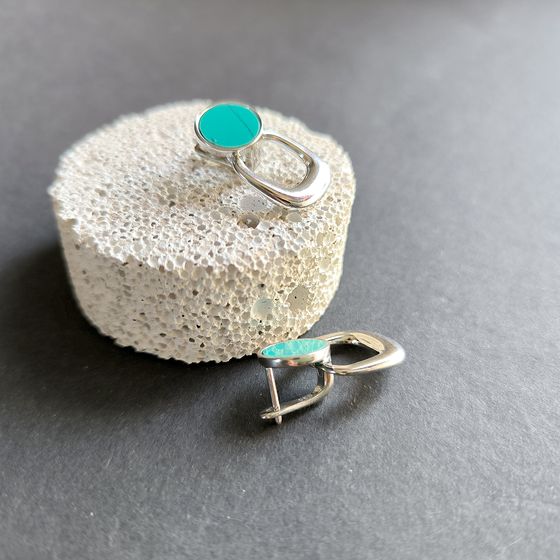 Silver earrings with turquoise
