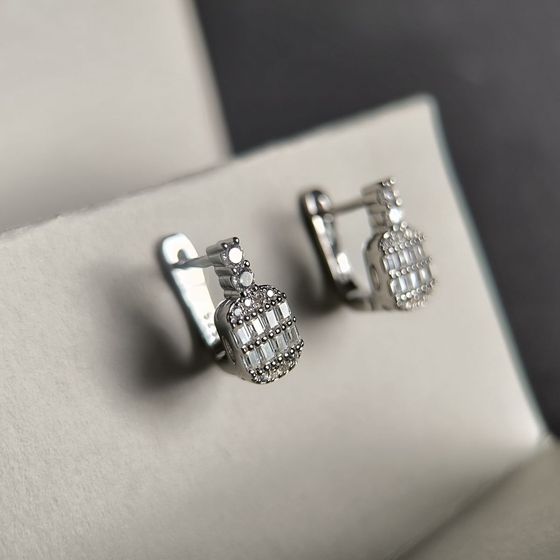 Silver Earrings with Fianites