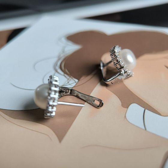 Серебряные серьги с жемчугом