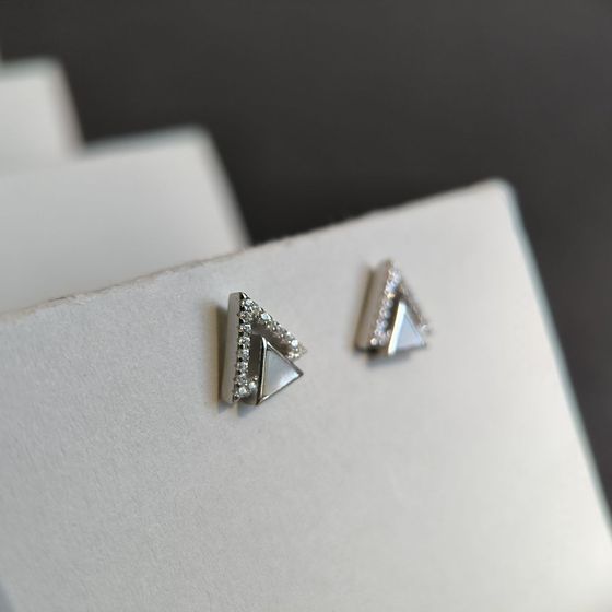 Silver earrings with mother-of-pearl, fianites