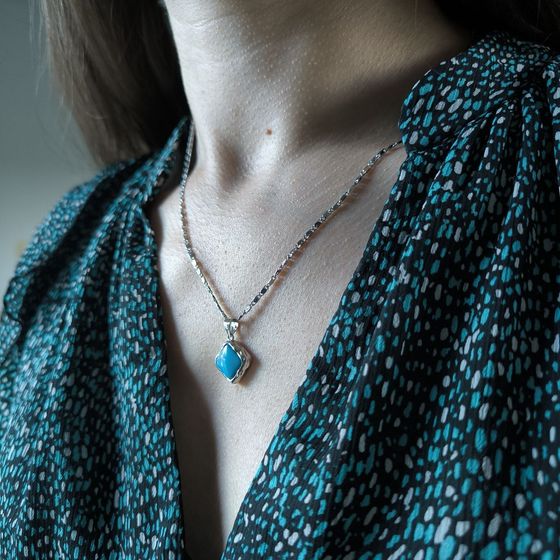 Silver pendant with turquoise