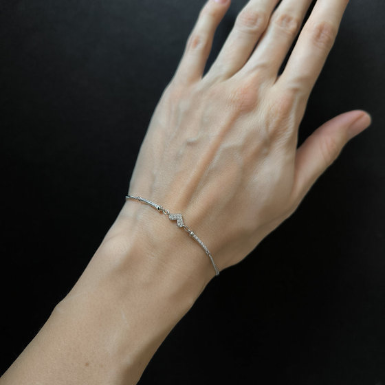 Серебряный браслет с фианитами