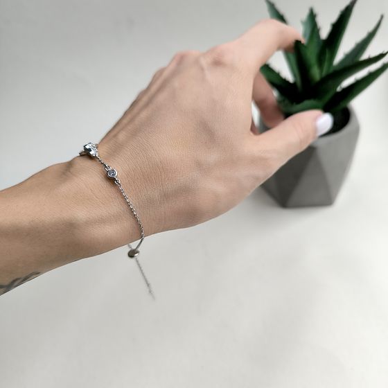 Серебряный браслет с фианитами