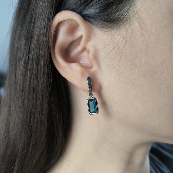 Серебряные серьги с топазом Лондон Блю 3.542ct