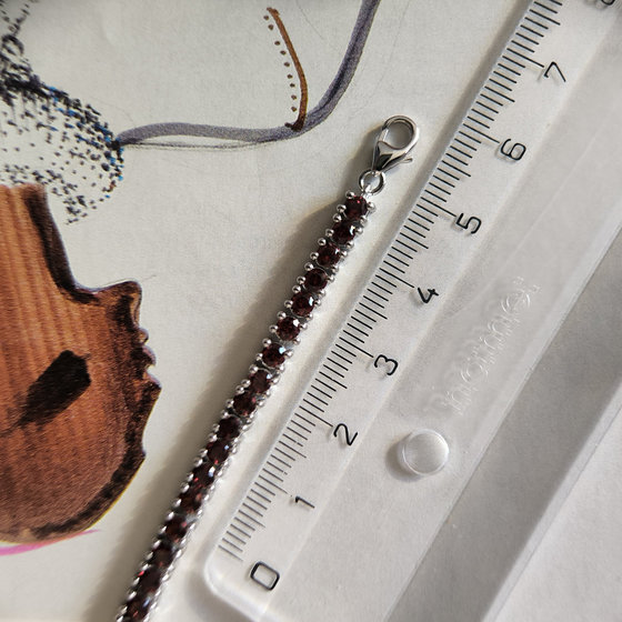 Серебряный браслет с гранатом 6.418ct