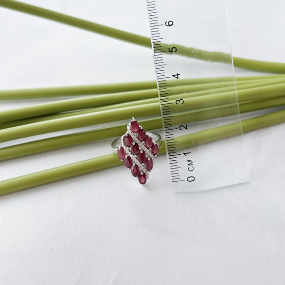 Серебряное кольцо с рубином 4.745ct