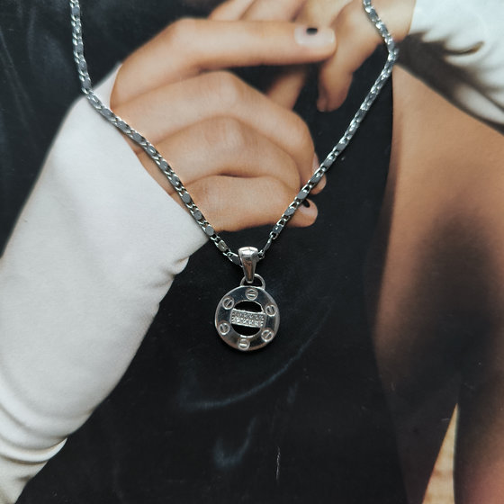 Silver pendant with 0.1ct fianites