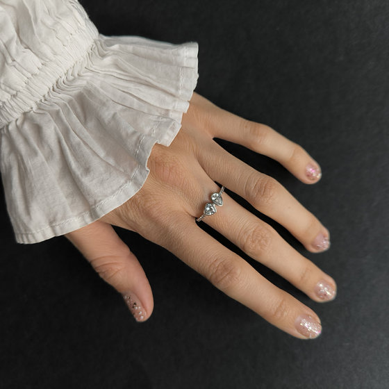 Silver ring with cubic zirconia