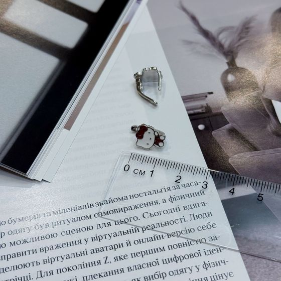 Серебряные серьги с емаллю