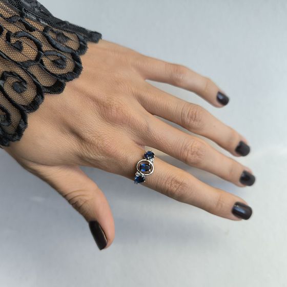 Silver ring with sapphire nano 1.05ct