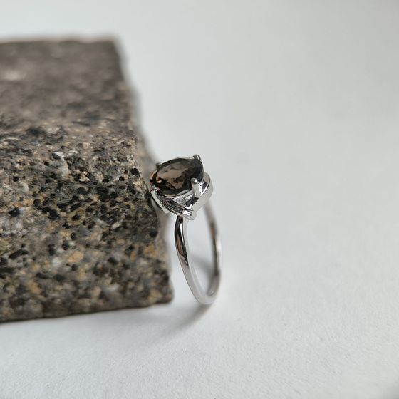 Silver ring with smoky quartz