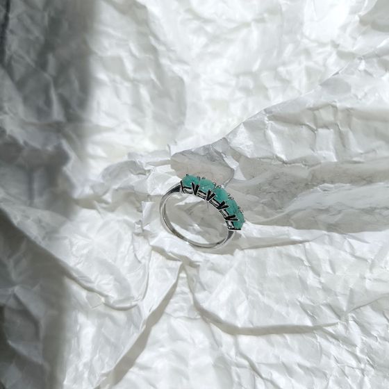 Серебряное кольцо с изумрудом 1.267ct