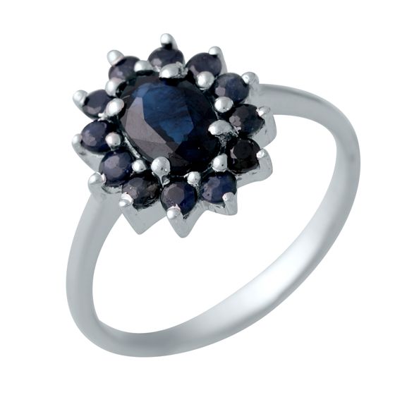 Silver ring with a 1.64-carat sapphire