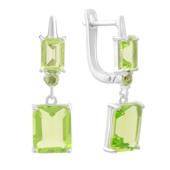 Silver earrings with a 7.54-carat chrysolite