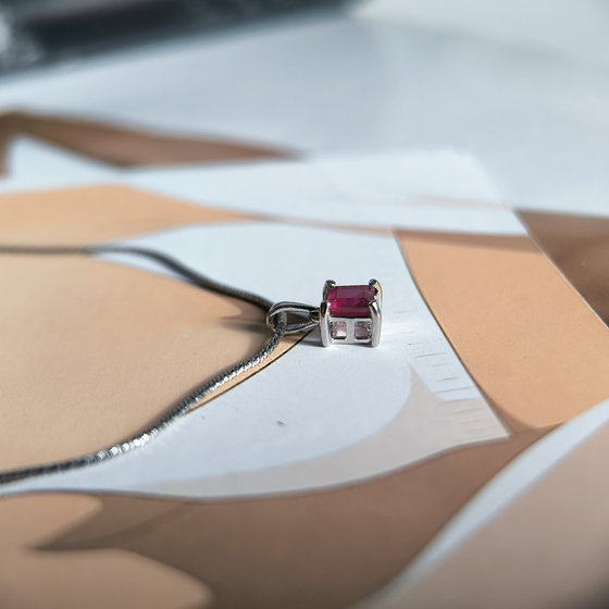 Серебряная подвеска с рубином 0.96ct