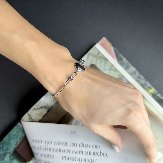 Silver bracelet without stones
