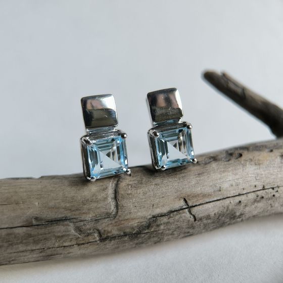 Срібні сережки з топазом 5.838ct