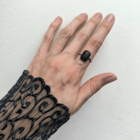 Серебряное кольцо с фианитами