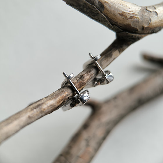 Серебряные серьги с фианитами, ониксом