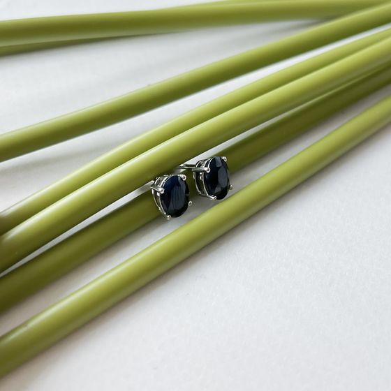 Silver earrings with sapphire 3.192ct