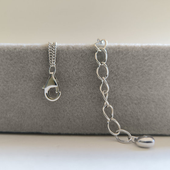 Серебряный браслет с фианитами