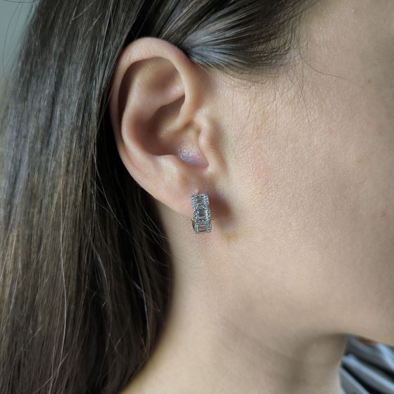 Серебряные серьги с фианитами