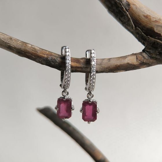 Серебряные серьги с рубином 1.548ct