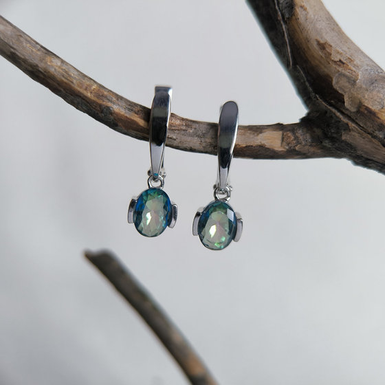 Серебряные серьги с мистик топазом 1.865ct