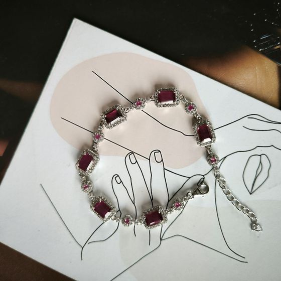 Silver bracelet with ruby, fianites