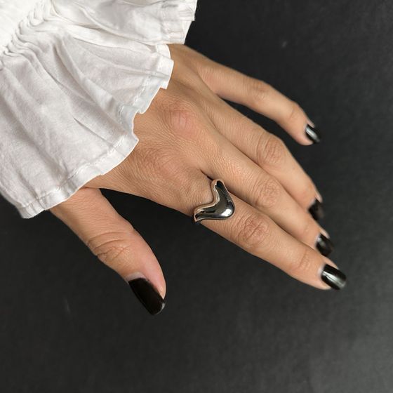 Серебряное кольцо без камней