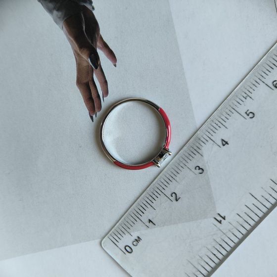 Silver ring with phianites, semallu