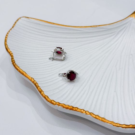 Серебряные серьги с рубином