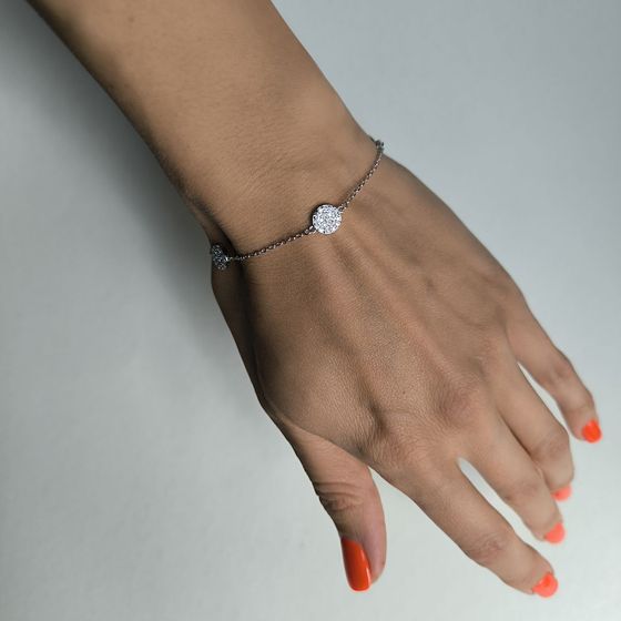 Silver bracelet with phianites