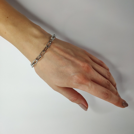Silver bracelet without stones