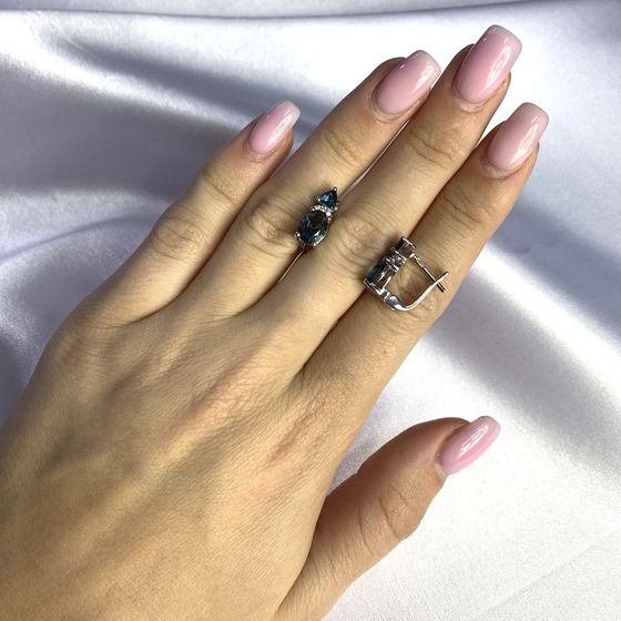 Серебряные серьги с топазом Лондон Блю 2.079ct